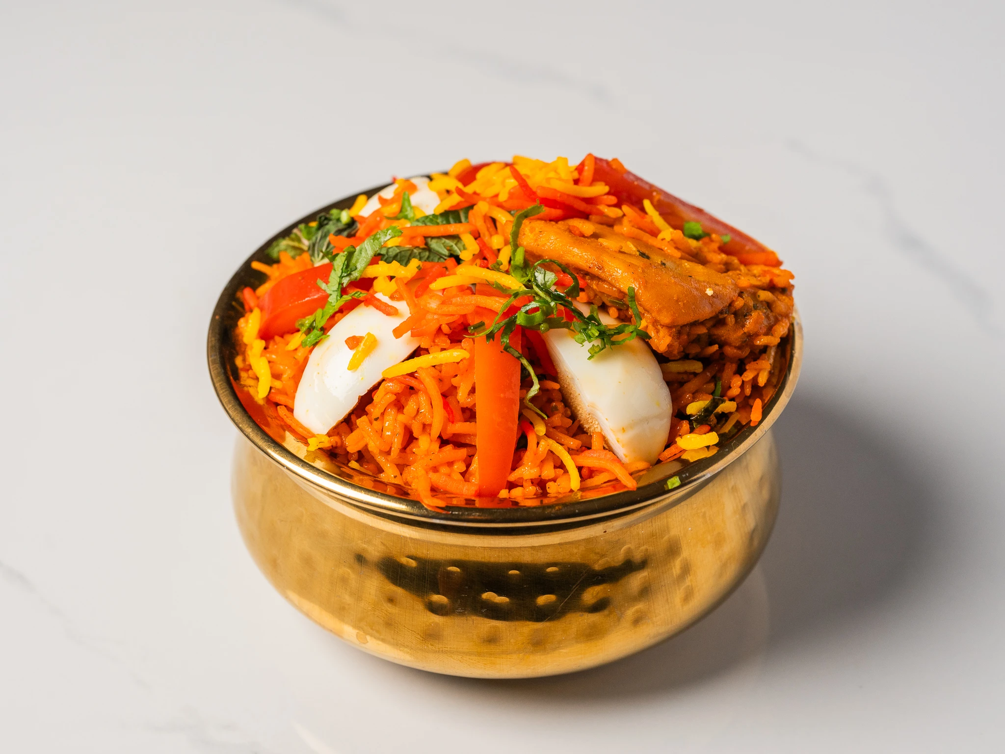 chicken biryani basmati rice with tender chicken traditional indian biryani served in den haag chicken biryani basmati rice with tender chicken traditional indian biryani served in den haag