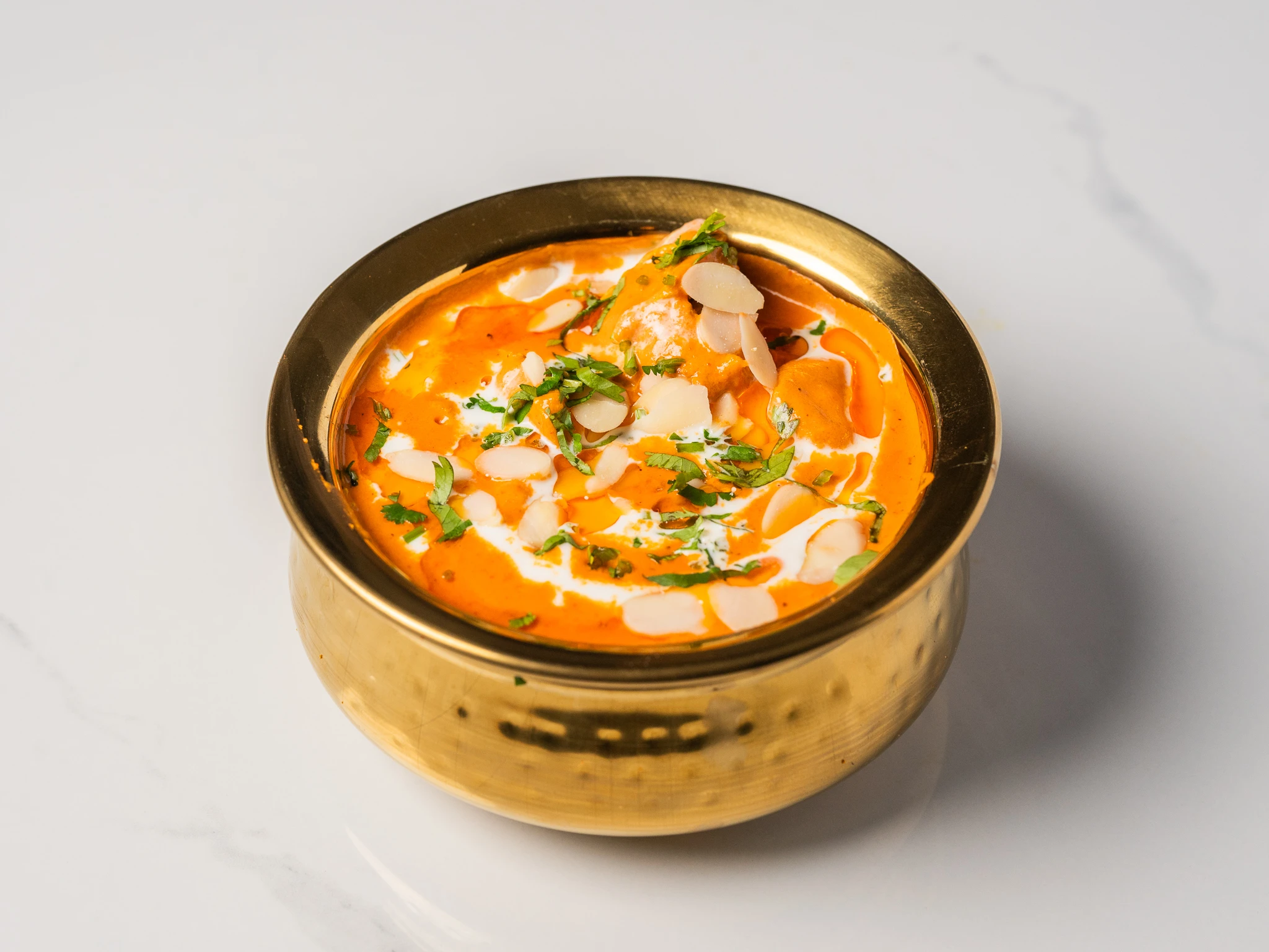 chicken handi creamy tomato onion cashew gravy slow cooked Indian curry in Den Haag chicken handi creamy tomato onion cashew gravy slow cooked Indian curry in Den Haag