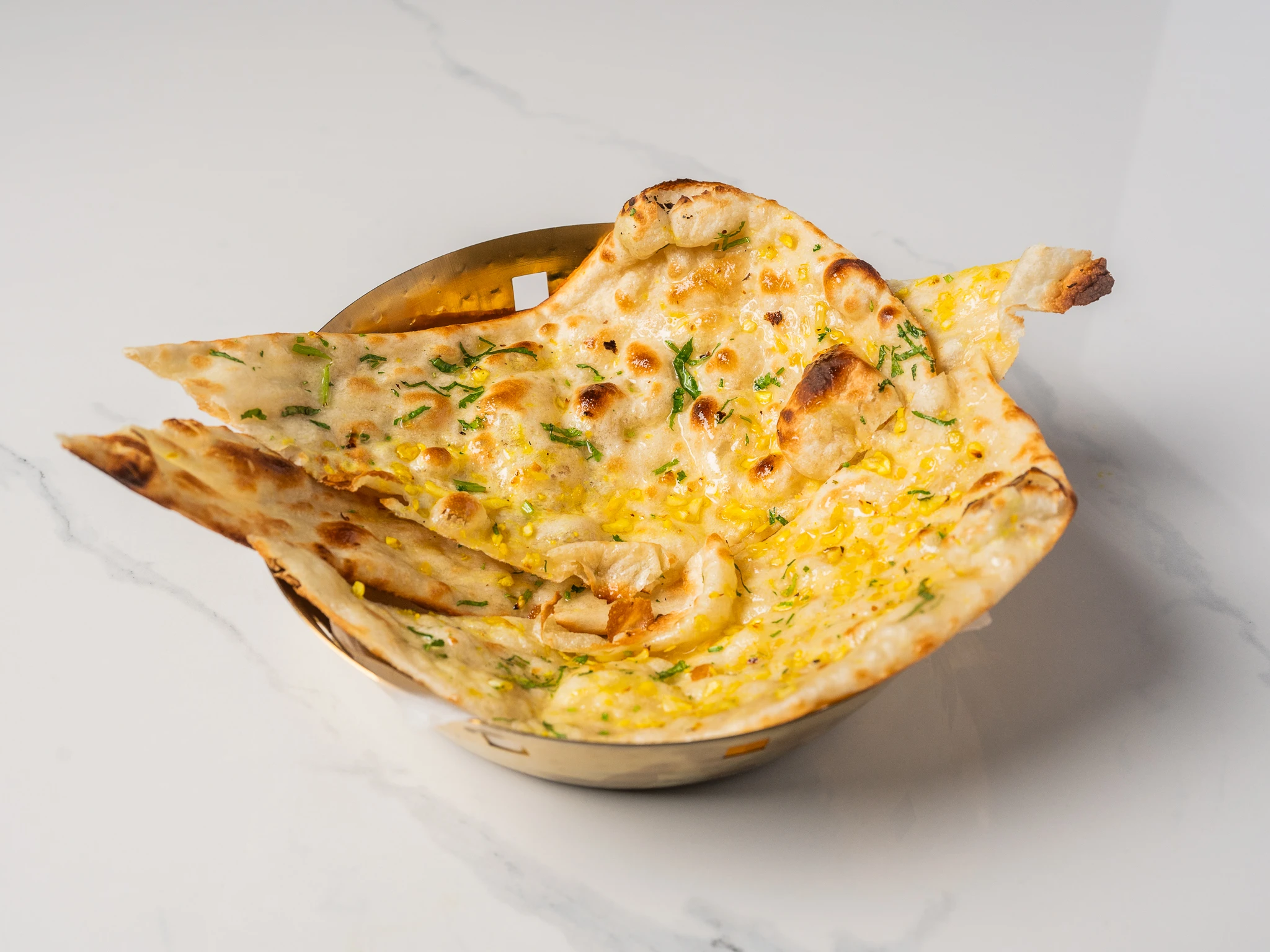 garlic naan indian flatbread with garlic baked in clay oven den haag garlic naan indian flatbread with garlic baked in clay oven den haag